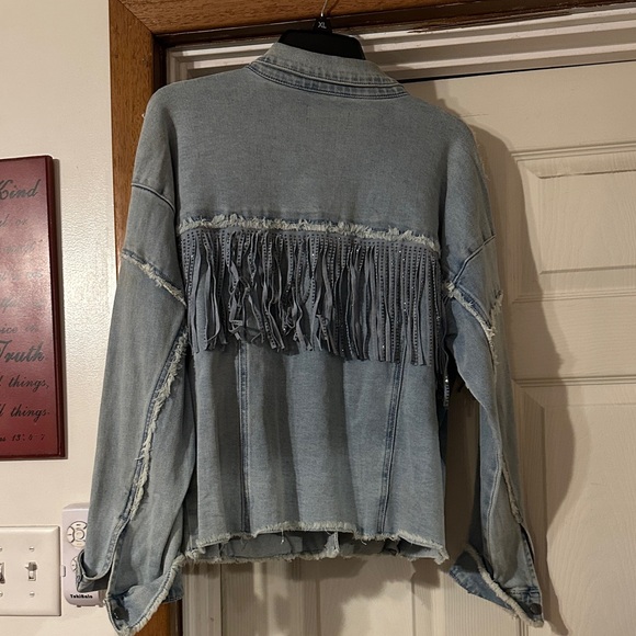 Rock & Republic Light Blue Fringe Jean Jacket - Picture 5 of 8